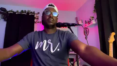 KC online show from December 15, 8:08 am