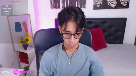 kingdanny_8 online show from November 14, 4:55 am