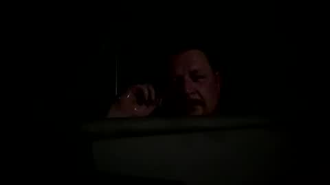 Snapshot of kingdawgg77 chatting on October 5, 2:43 am Jerry online show from October 5, 2:43 am