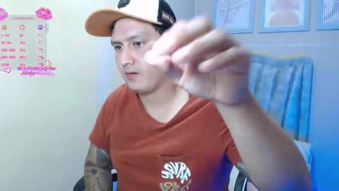 Snapshot of kingdominico chatting on December 14, 8:24 pm kingdominico online show from December 14, 8:24 pm