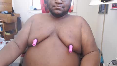 Snapshot of kinggrizzom chatting on February 19, 5:27 pm Tyrell online show from February 19, 5:27 pm