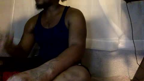 Snapshot of kinglibra420 chatting on January 29, 7:15 am loyal fuck online show from January 29, 7:15 am