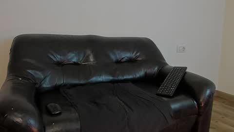 Snapshot of kingmallcom chatting on February 14, 2:23 pm The King online show from February 14, 2:23 pm