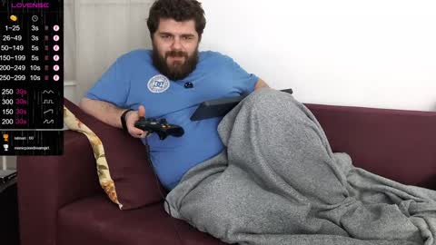 Snapshot of kingmarti chatting on December 19, 9:28 pm Marti online show from December 19, 9:28 pm