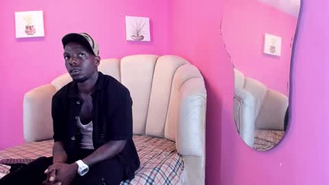 kingmaverickx online show from October 28, 12:09 pm