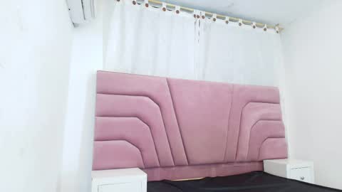 kingmaverickx online show from April 7, 3:18 am