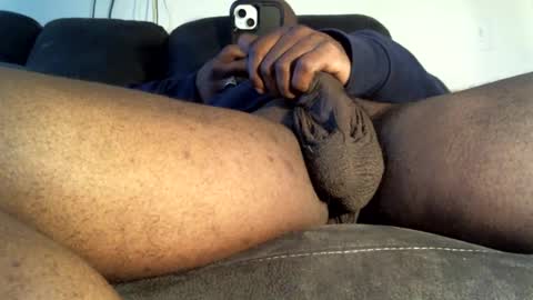 Snapshot of kingofkingz74 chatting on January 13, 3:06 pm kingofkingz74 online show from January 13, 3:06 pm