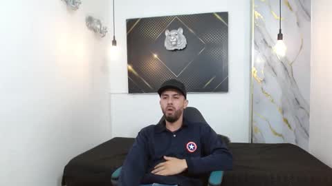 KING  online show from March 30, 3:18 am