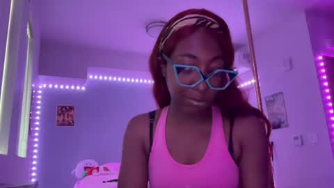 Snapshot of kingparrisjae chatting on June 25, 3:38 pm King Parris Jae online show from June 25, 3:38 pm
