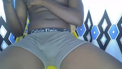 kingpin020 online show from April 12, 7:35 am