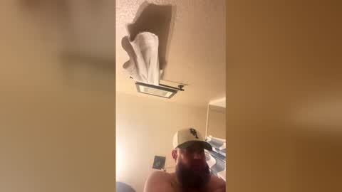kingraw85x online show from April 1, 1:12 pm