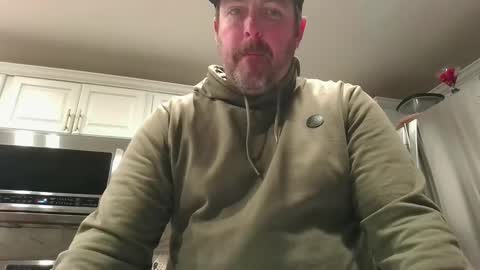 Snapshot of kingrichard86 chatting on December 18, 6:43 am Richard online show from December 18, 6:43 am