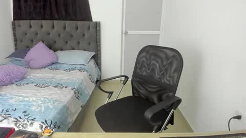 DOMINANT ALPHA KINGS online show from October 27, 12:26 am