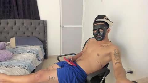 DOMINANT ALPHA KINGS online show from October 28, 8:18 am