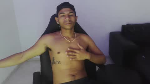 DOMINANT ALPHA KINGS online show from March 8, 1:03 am