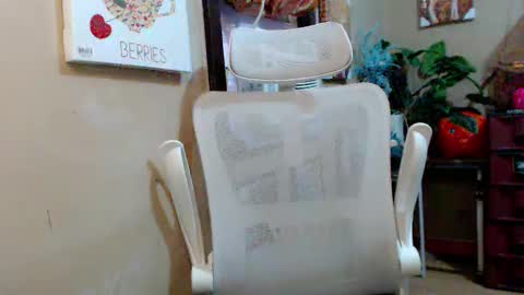Snapshot of kingscock18 chatting on September 11, 6:24 am ALVIN online show from September 11, 6:24 am