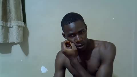 kingsleeee online show from May 10, 3:01 am