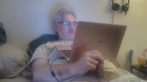 kingtongue10 online show from March 14, 12:54 pm