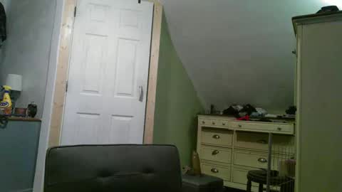 Snapshot of kinkster615 chatting on December 14, 11:18 am Kinkster online show from December 14, 11:18 am