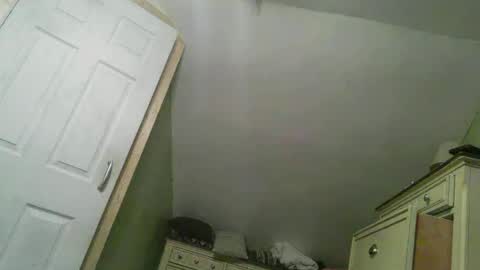 Snapshot of kinkster615 chatting on February 14, 2:28 am Kinkster online show from February 14, 2:28 am