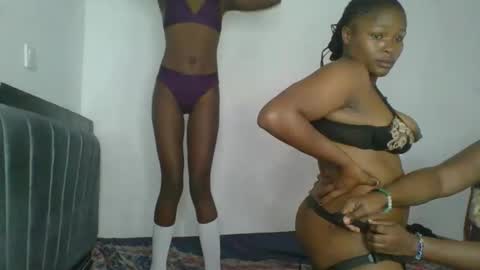 kinky_aria online show from November 14, 9:24 pm