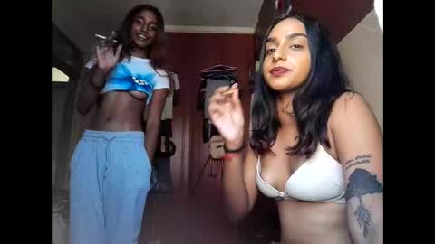 Snapshot of kinky_kay29611 chatting on March 25, 12:22 pm Kinky Kay online show from March 25, 12:22 pm