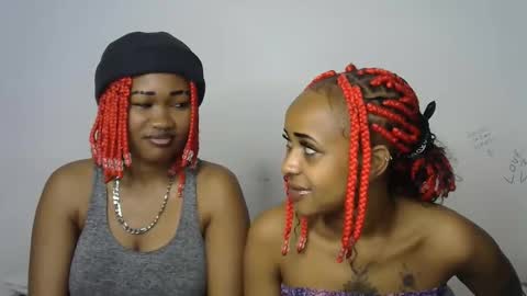 Snapshot of kinky_secrett chatting on September 13, 8:47 am Cupshee and cushey online show from September 13, 8:47 am