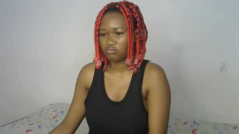 Snapshot of kinky_secrett chatting on September 29, 7:35 am Cupshee and cushey online show from September 29, 7:35 am