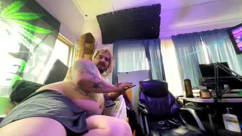 Snapshot of kinkybiguy14 chatting on June 9, 1:56 pm Kinky Cassie online show from June 9, 1:56 pm