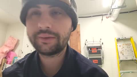 Snapshot of kinkycouple1789 chatting on February 18, 11:55 am Maysie and Hunter online show from February 18, 11:55 am