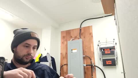 Snapshot of kinkycouple1789 chatting on February 23, 12:05 pm Maysie and Hunter online show from February 23, 12:05 pm