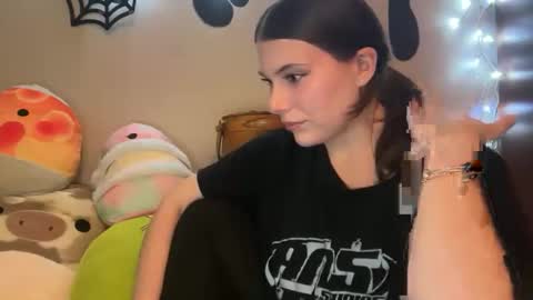 Snapshot of kinkycreative chatting on November 24, 11:26 pm kinkycreative online show from November 24, 11:26 pm