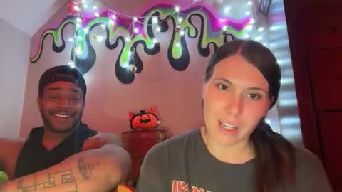 Snapshot of kinkycreative chatting on December 18, 2:06 am kinkycreative online show from December 18, 2:06 am