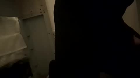 Snapshot of kinkyguy4you00 chatting on November 17, 9:20 pm whateveryouwant online show from November 17, 9:20 pm