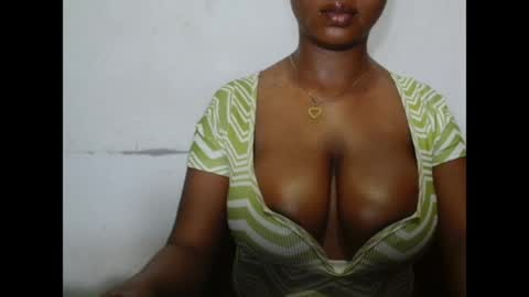 kinkyjuicexx online show from March 29, 10:26 am