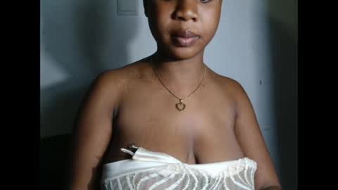 kinkyjuicexx online show from March 31, 11:49 pm