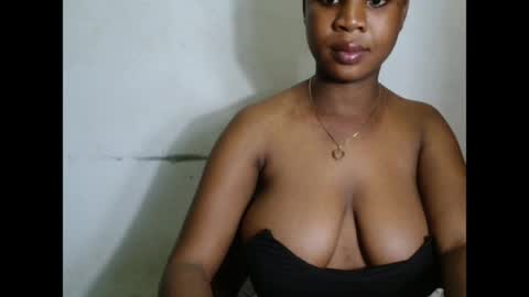 kinkyjuicexx online show from April 12, 10:04 pm