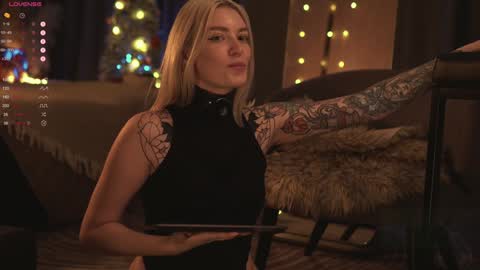 kinkylina_ online show from January 8, 7:24 pm