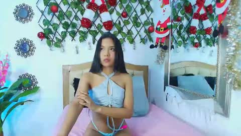 Snapshot of kinkysweet__ chatting on November 14, 8:51 pm Isabella online show from November 14, 8:51 pm
