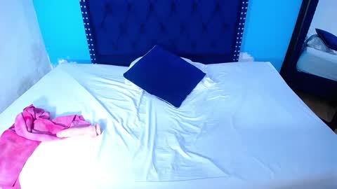 Snapshot of kinkyy_redhead chatting on October 3, 3:42 pm kinkyy_redhead online show from October 3, 3:42 pm