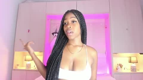 Snapshot of kiomarabaker chatting on October 11, 12:47 pm M A R A online show from October 11, 12:47 pm