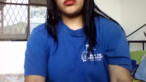 kion_and_valu online show from September 28, 8:58 pm