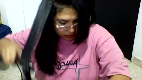 Snapshot of kion_and_valu chatting on July 7, 11:53 pm kion_and_valu online show from July 7, 11:53 pm