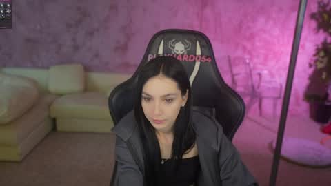 Snapshot of kira0541 chatting on April 28, 4:17 am Sweet girls online show from April 28, 4:17 am