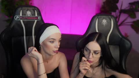 Snapshot of kira0541 chatting on May 21, 2:40 am Sweet girls online show from May 21, 2:40 am