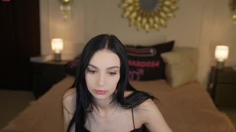 Snapshot of kira0541 chatting on May 27, 4:53 am Sweet girls online show from May 27, 4:53 am