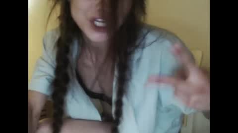 Snapshot of kira1st_ chatting on May 21, 6:26 pm Kira1st online show from May 21, 6:26 pm