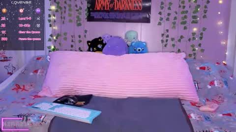 Kira21 13 online show from December 22, 1:02 am