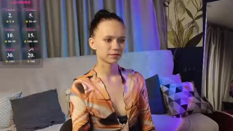 kira_bliss_ online show from July 4, 1:34 am