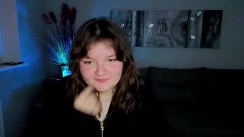 Kira online show from November 10, 8:02 am